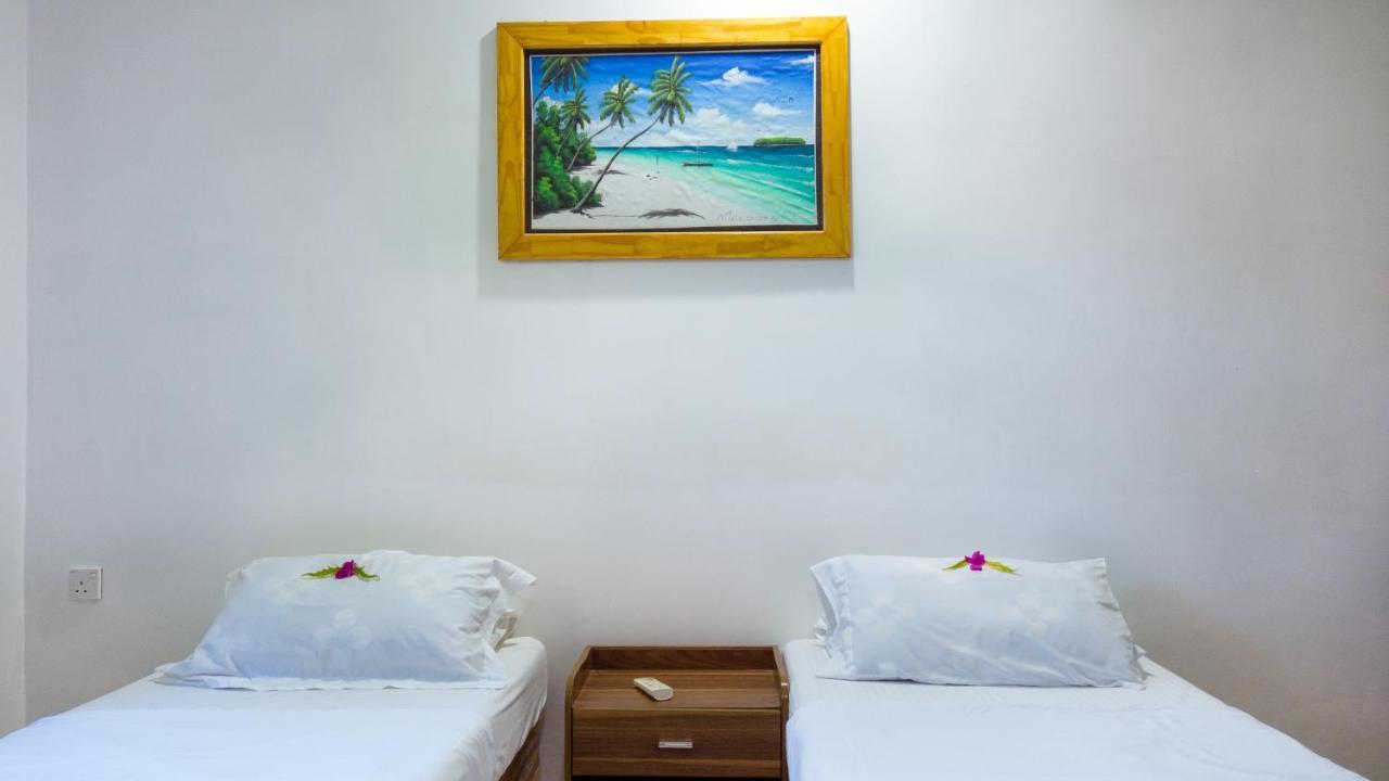 Malas Island View Fulidhoo Exterior photo