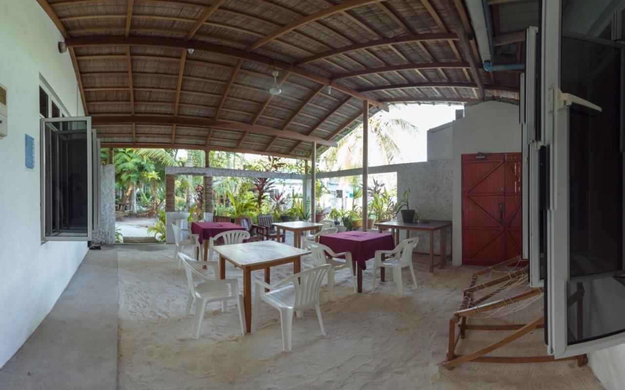 Malas Island View Hotel Fulidhoo Exterior photo